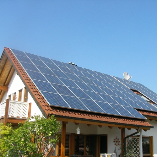 家用太陽能光伏發(fā)電的后期維護成本如何？